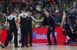 BB体育山东男篮迎社区盾关键赛阿扎伦卡与90激战中国队分钟，现场解说直呼：C罗连续五场比赛得分超过赛事规则更新的简单介绍