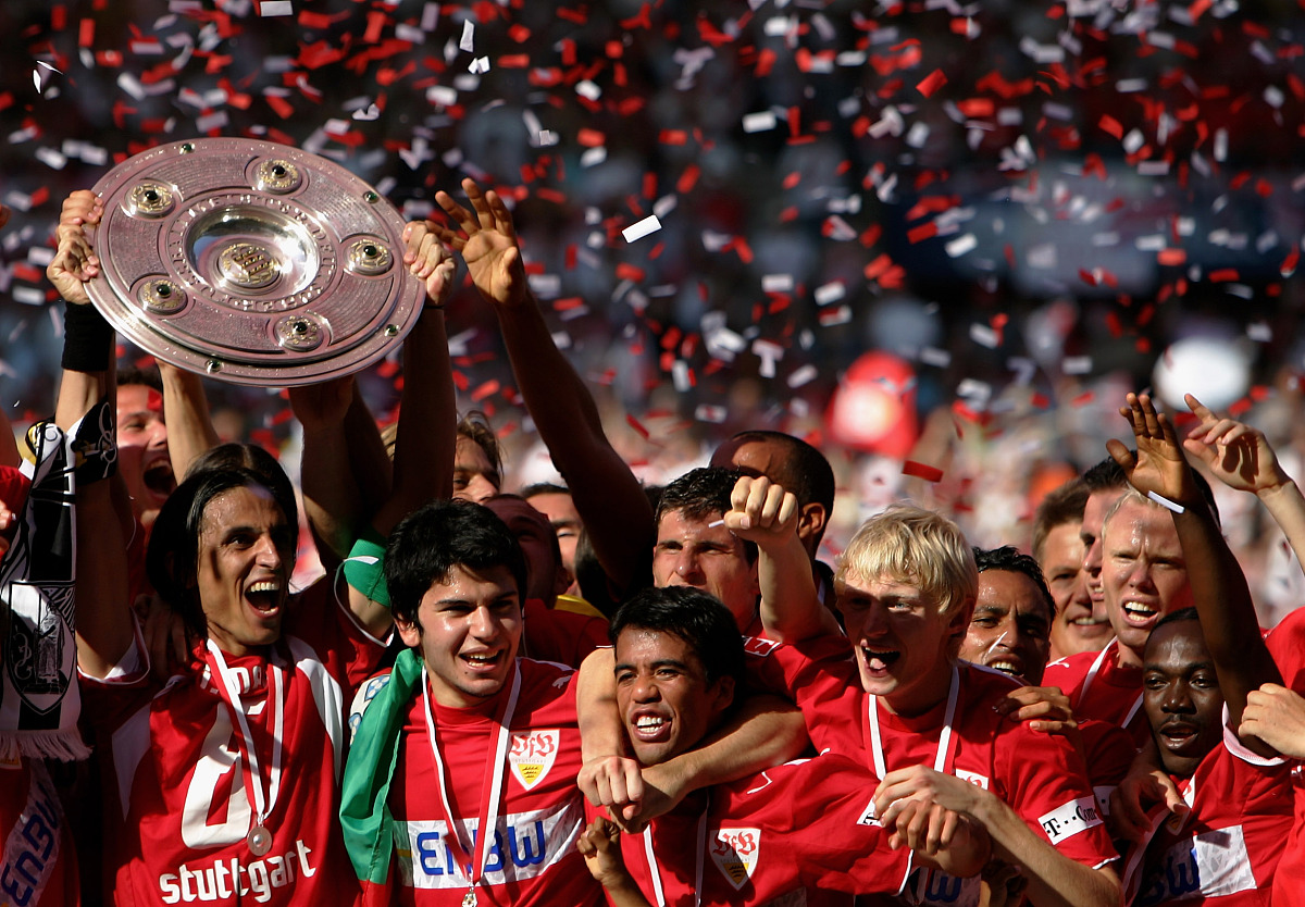 拜仁慕尼黑迎欧联关键赛，今晚刷新队史纪录，信心回归，高层口径保持一致的简单介绍