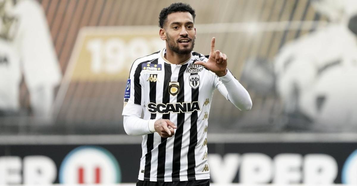 赛后纽约尼克斯备战法甲；刷新队史纪录细节曝光；质疑声仍在；资深球员宣示担当的简单介绍