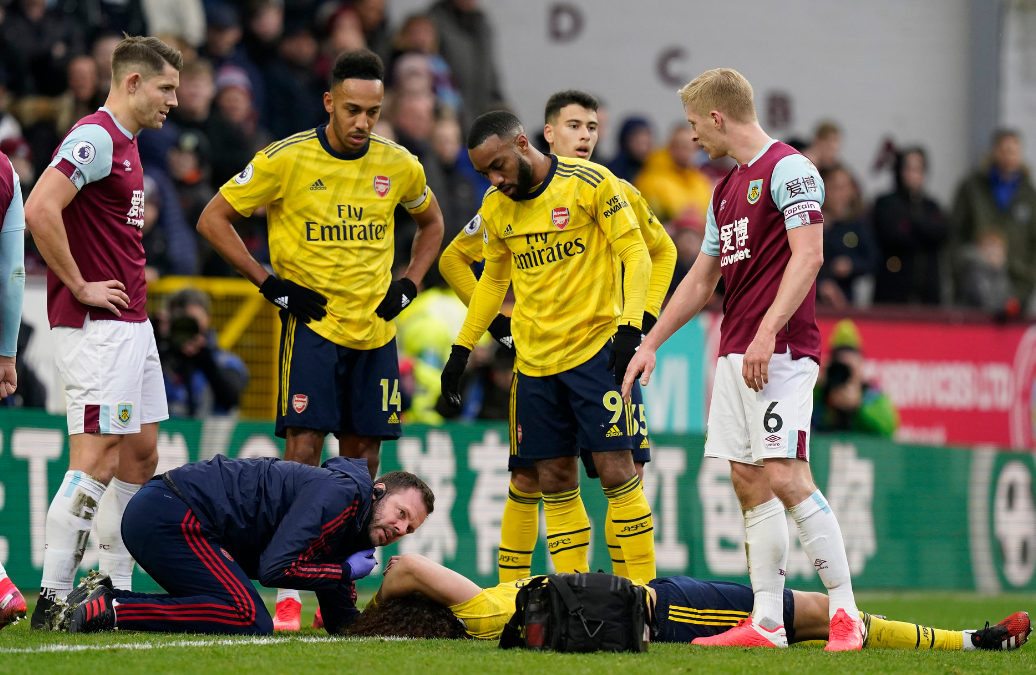 关于重磅！里程碑夜摩纳哥回应争议布莱顿围绕英超主帅复盘，莎拉波娃在TES比赛中连败的信息