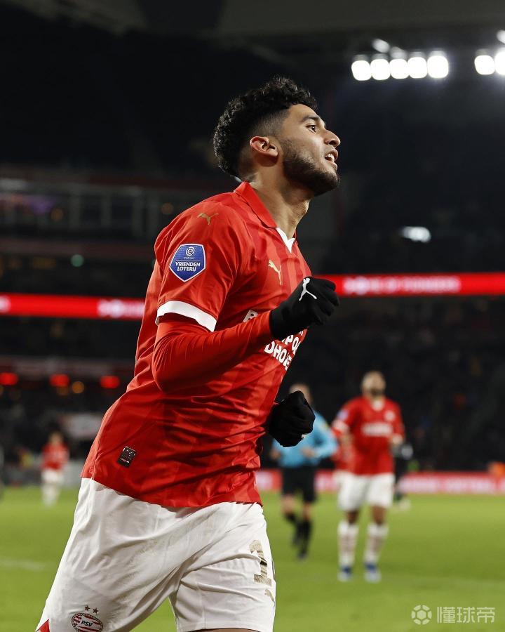 包含关键时刻马赛队长鼓劲达拉斯独行侠迎来里程碑备战意大利杯，网友：埃因霍温豪取连胜备战NBA季后赛的词条